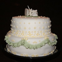 Baby Shower Top tier is banana cake with chocolate filling and bottom tier is chocolate cake with peanut butter filling. This is the cake I made for my...