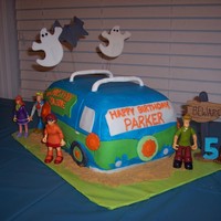 Scooby Doo Mystery Machine Cake 
