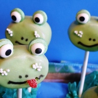 Froggy Cake Pops These Pops were so much fun to make!!!!