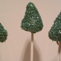 Christmas Tree Cake Pops 