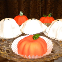 Halloween Mini Cakes 