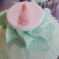 Baby Feet Baby Shower Cupcakes babyshower cupcakes, iced in butter cream, hand made fondant decorations