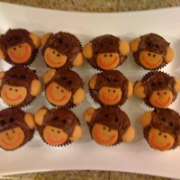 Monkey Cupcakes These are banana chocolate swirl cupcakes. The faces are made with mini nilla wafers and regular nilla wafers. The features are piped on.