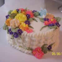 Humming Bird W/flowers Yellow cake, buttercream icing