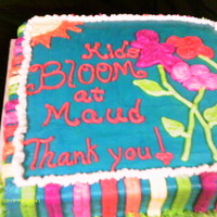 Teacher Appreciation Cake was done for the teachers at work...I had a bag break while piping a flower and I also forgot the smiley faces...lol...thanks to...