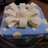 Present/ Gift Cake 