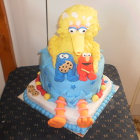 Big Bird This was my entry in our local show. It was my 1st time entering and i won 1st prize. Many thanks to cakesbyashli for the insperation.