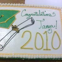 Graduation Cake 1/2 sheet iced in buttercream