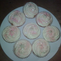 Strawberry Conserve-Filled Vanilla Glitter Cupcakes Really proud of these - my first time making cupcakes without a teacher on-hand, and they were delish! Stayed fresh for 4 days too =)