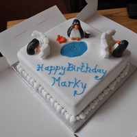 Penguins! the birthday cake i made for my boyfriend who loves penguins :)