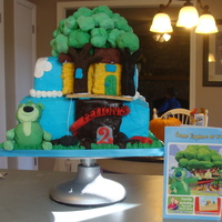 Boz's Tree House For my nephew who loves Boz. Used Rice Crispies to build the tree house and fondant. Graham Crackers for the house covered in buttercream....