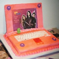 Icarly Laptop Cake I made this cake for my boyfriend's granddaughter's 5th birthday.... everyone loved it