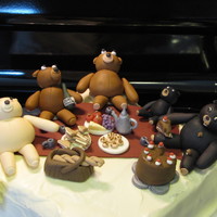 Teddy Bear Movie In The Park All decorations are gumpaste.