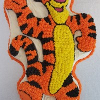 Tigger Cake Tigger Cake using a Wilton Tin.