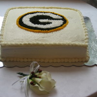 Green Bay Packers Grooms Cake This is a red velvet cake with cream cheese icing.