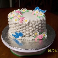 Wilton Basket Weave Cake This is the 2nd Course Wilton Cake.