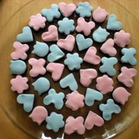 Chocolate Cake Bites Bite size chocolate cake pieces with marshmallow fluff and fondant topping