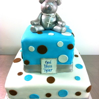 Baby Bear Baptism Cake I know this is a Pink Cake Box design, but my customers live in Miami, not New Jersey, and they ask for this all the time.