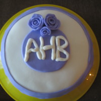 Circle Cake First time using fondant. Made the mmf myself! TFL