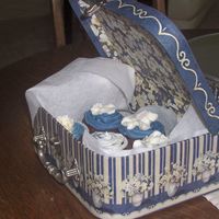 Cupcake Box just wanted to share the box, the cupcakes were done quick and are messy, I wanted to see how they would fit. The box was only $3-I bought...