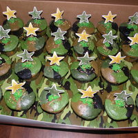 Camo Cupcakes !!!! 