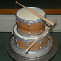 Drum Cake I donated this cake for a benefit concert/auction called "Jammin' for Jet" for a little 10 month old boy who has been...