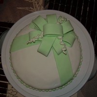 Bow Cake 