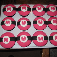 Bridal Shower Cupcakes With Last Name Initial 