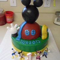 Mickey Mouse Clubhouse Small Cake 