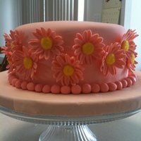 Daisy Cake My "final" cake in the Wilton fondant & gum paste course.