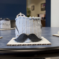 Mustache Cake 