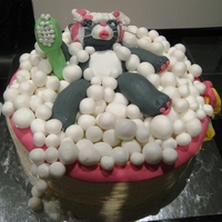 Bath Time inspired by Maisie Parrish character cake