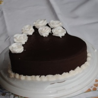 Basic Decoration Class That was my final cake for the basic decoration class. It was a marble cake, mit a chocolate-rum-cream filling and a chocolate icing