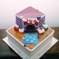 Not A Creature Was Stirring,..... Or Maybe Two I made this cake for our State Fair, but unfortunately I over-slept, and it didn't get there in time =(