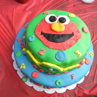Elmo Fondant Cake 