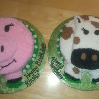 Farm Animals This was for a friends daughters first birthday...after making these I'm thinking of doing this for my daughters next birthday but...
