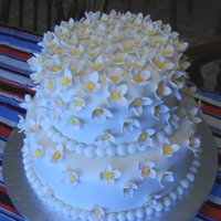 Small Wedding Cake With Gumpaste Flowers 