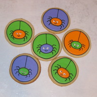 Eek! fun spider cookies for Halloween