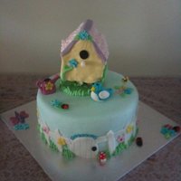 Birdhouse Cake 