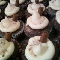 Cupcakes!!! Om Nomnoom These cupcakes were just because!Chocolate cupcake...butter cream frosting...crushed whopper sprinkles...and......chocolate wafer cookie...