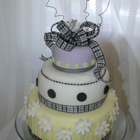 Baby Bee Cake 