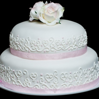 Small 2 Tier Wedding Cake A quick last minute cake for a wedding, to serve 40.