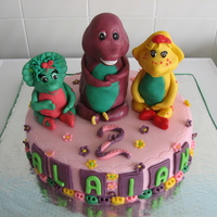 Barney And Friends figures made of sugarpaste
