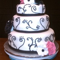 Final Cake For Class. I was such a slacker; I think my Wilton instructor wanted to choke me most days! Finished at 3am with a couple of drinks along the way....