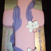 Suzie Cakez Cupcakes Vanilla cake with chocolate ganache filling and gum paste flowers