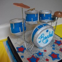 Drum Set drum set is all edible, bass drum is RKT, other drums cake, cymbals are gum paste