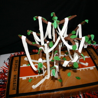 Toomers Corner On A Basketball Court I made this cake for my daughter,Peyton, and her Auburn Women's Basketball team mates-replicating the tradition of rolling the Oaks @...