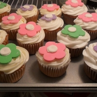 Flower Cupcakes Vanilla Cupcakes with Vanilla Buttercream frosting and MMF flowers.