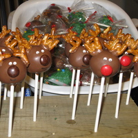 Christmas Cake Pops My first go at cake pops. Pretty happy with the way they came out