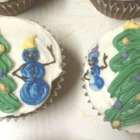 Happy Winter Cupcakes All frosting, reg. size cupcakes with trees and snowman, wreaths, santa, etc.
